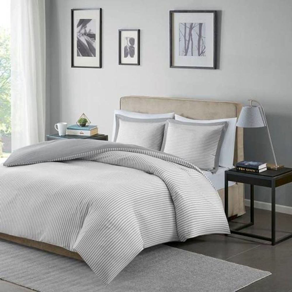 NWT-Madison Park KING Duvet & Shams Reversible Stripes & Shower Curtain